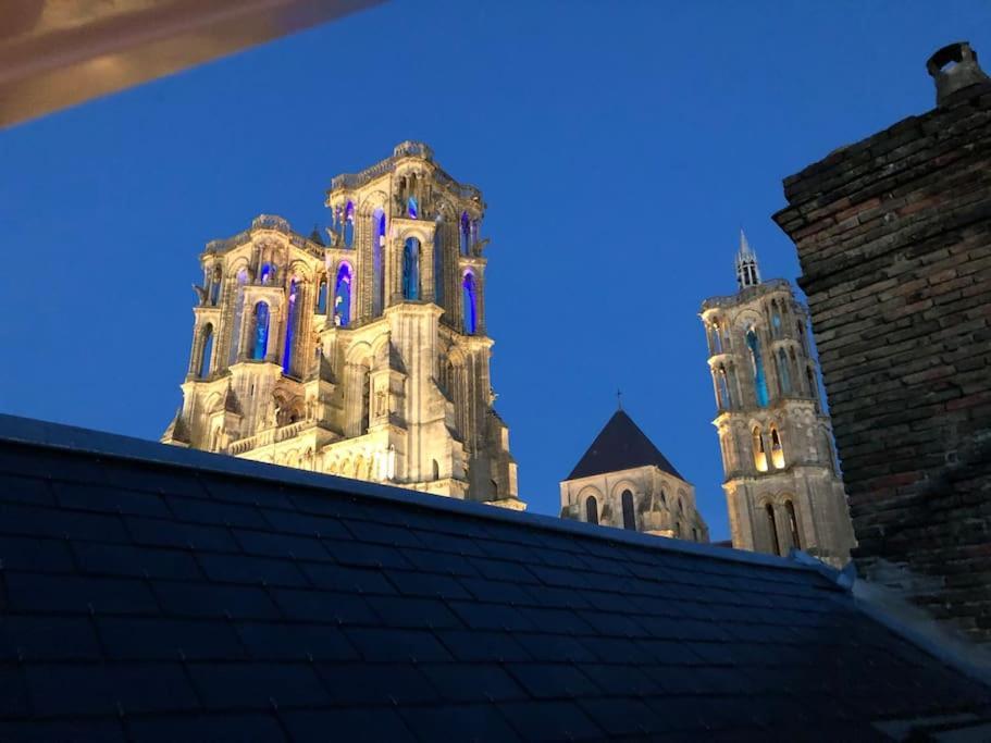 Suite De Charme Au Pied De La Cathedrale لووْ المظهر الخارجي الصورة
